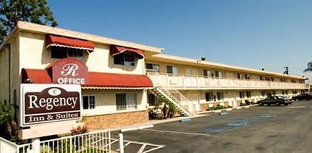 Regency Inn & Suites Downey Esterno foto